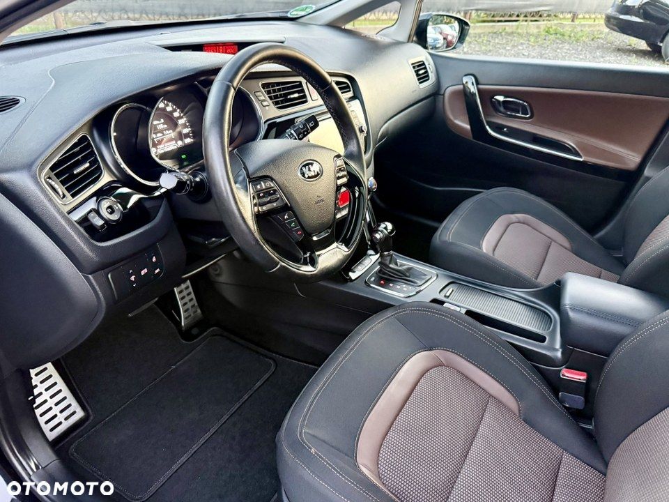 Kia Ceed 1.6 GDI XL DCT - 17