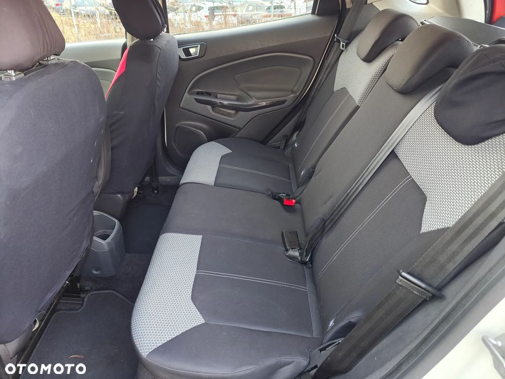 Ford EcoSport 1.5 TDCi - 11