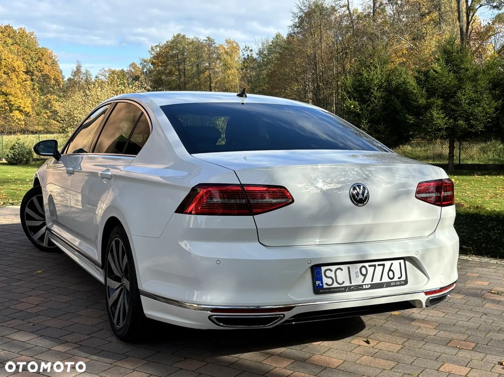 Volkswagen Passat - 7