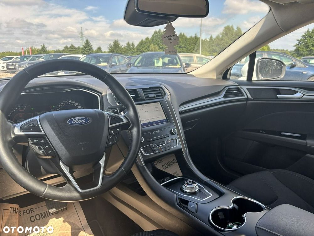 Ford Mondeo - 21