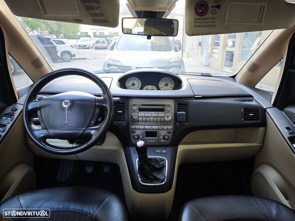 Lancia Musa 1.3 16V M-jet Platino - 9