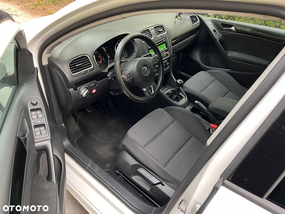 Volkswagen Golf 2.0 TDI Comfortline - 12