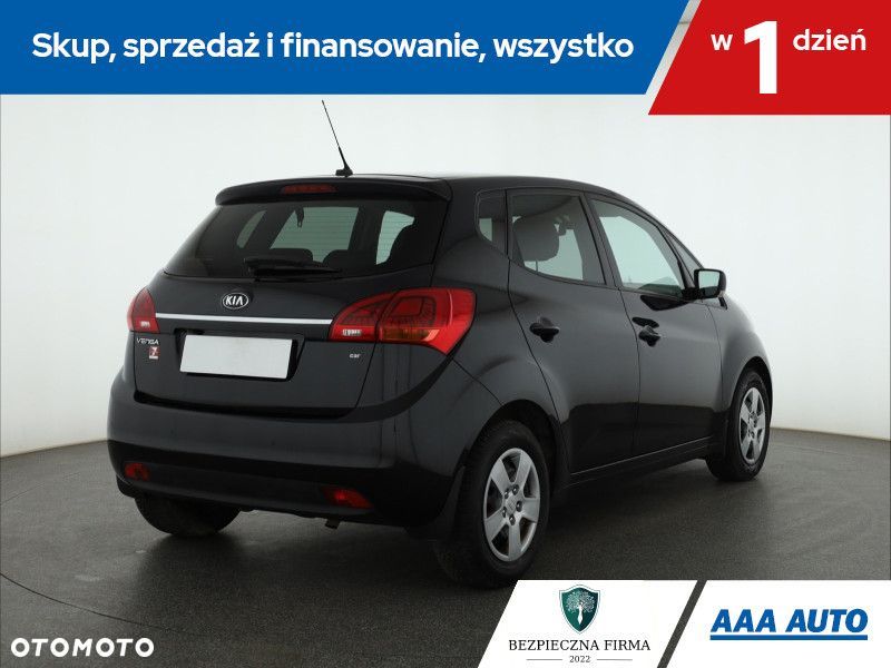 Kia Venga - 7