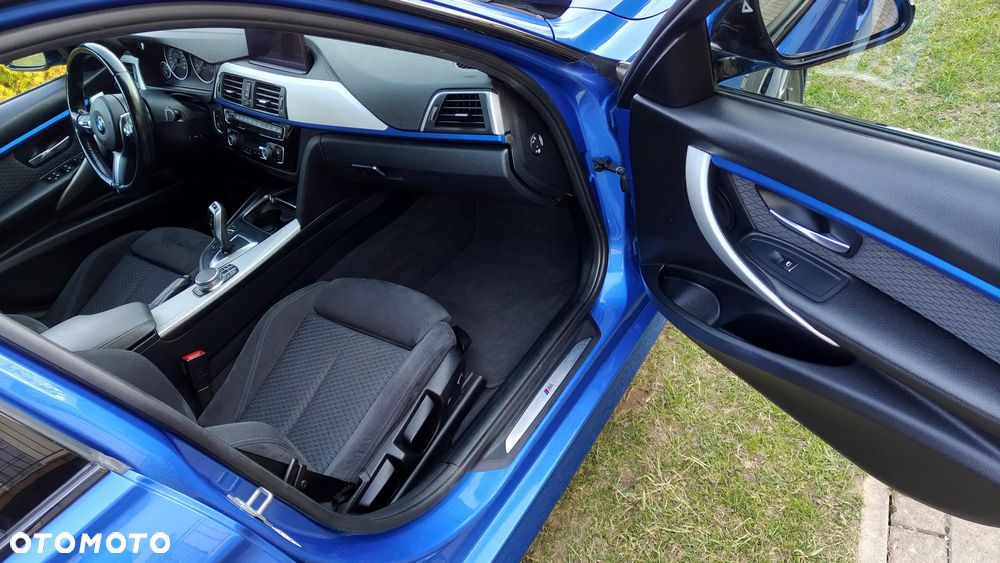 BMW Seria 3 335d xDrive M Sport Shadow - 36