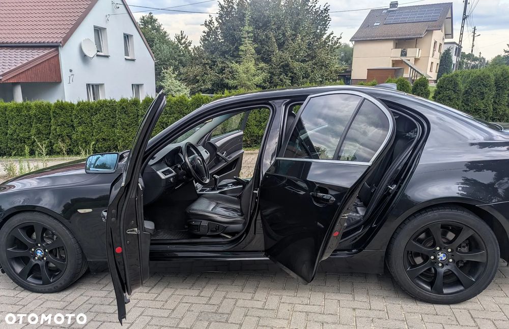 BMW Seria 5 - 34