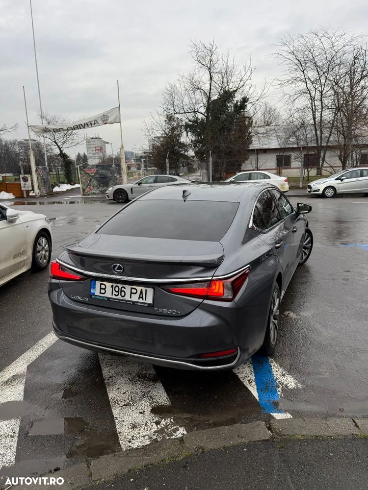Lexus Seria ES 300h Business Edition - 2