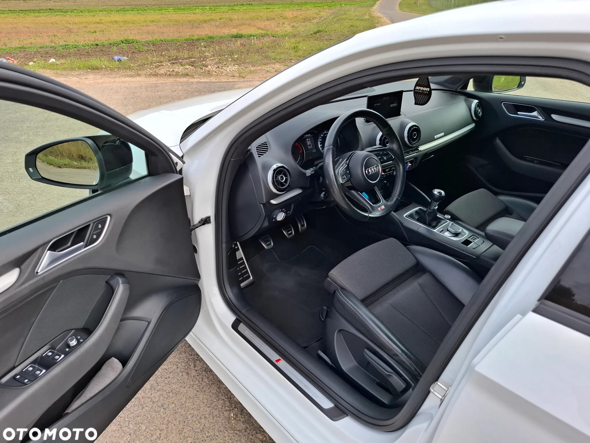 Audi A3 Limousine 1.6 TDI Sport - 9