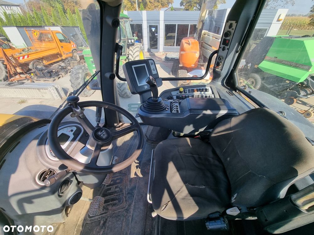 JCB Fastrac 8250 - 8