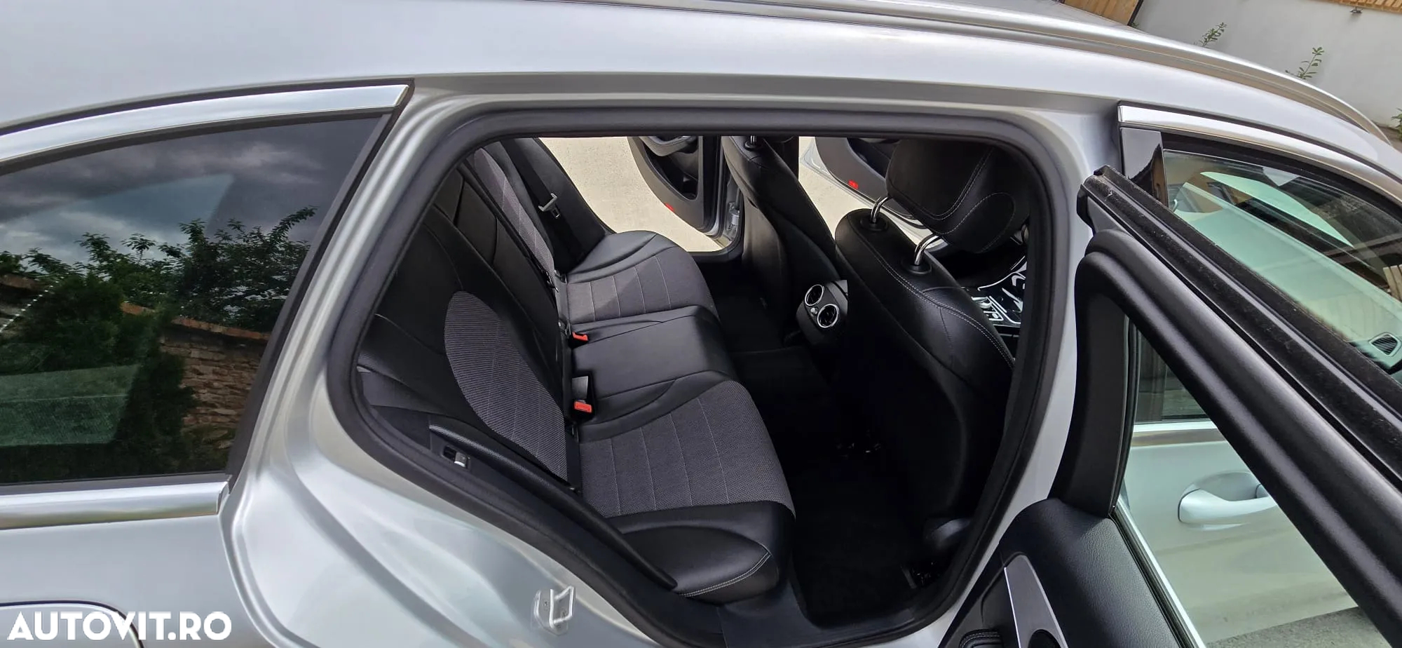 Mercedes-Benz C 220 (BlueTEC) d T 7G-TRONIC Avantgarde - 13