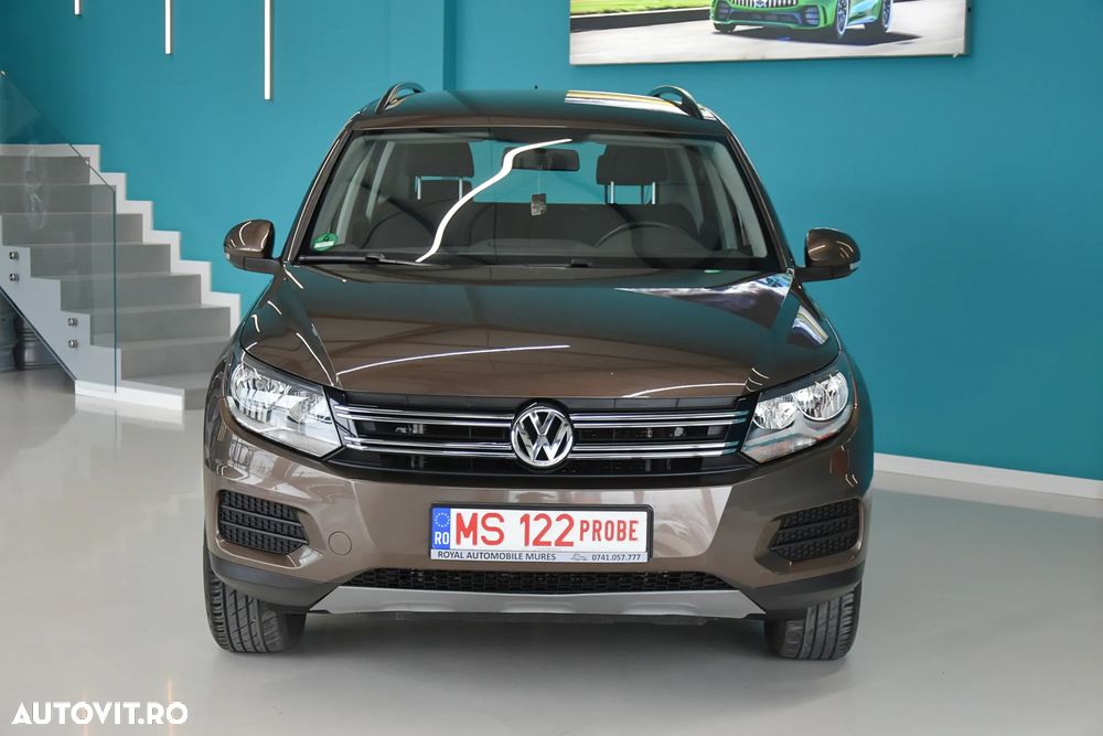 Volkswagen Tiguan 2.0 TDI DPF 4Motion BlueMotion Technology Track & Style - 9