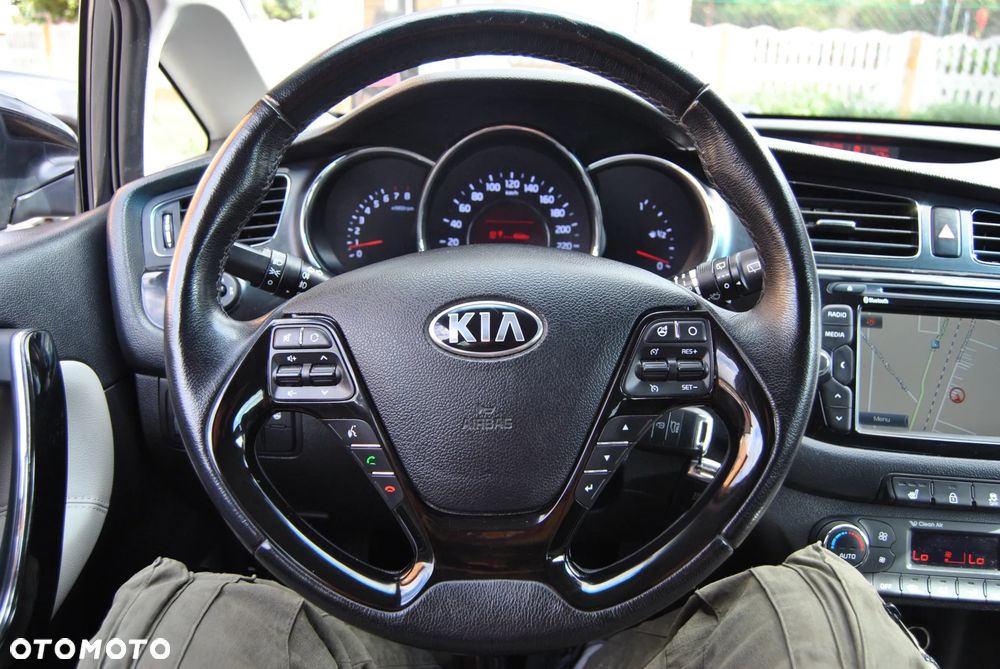 Kia Ceed 1.6 GDI Platinum Edition - 7