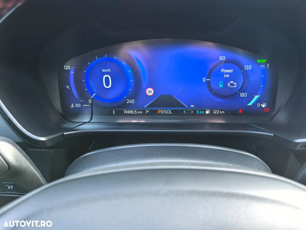 Ford Kuga 2.5 Duratec PHEV ST-LINE X - 19