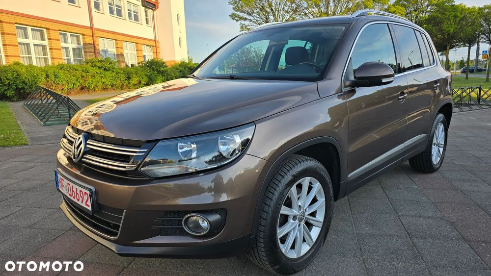 Volkswagen Tiguan - 1