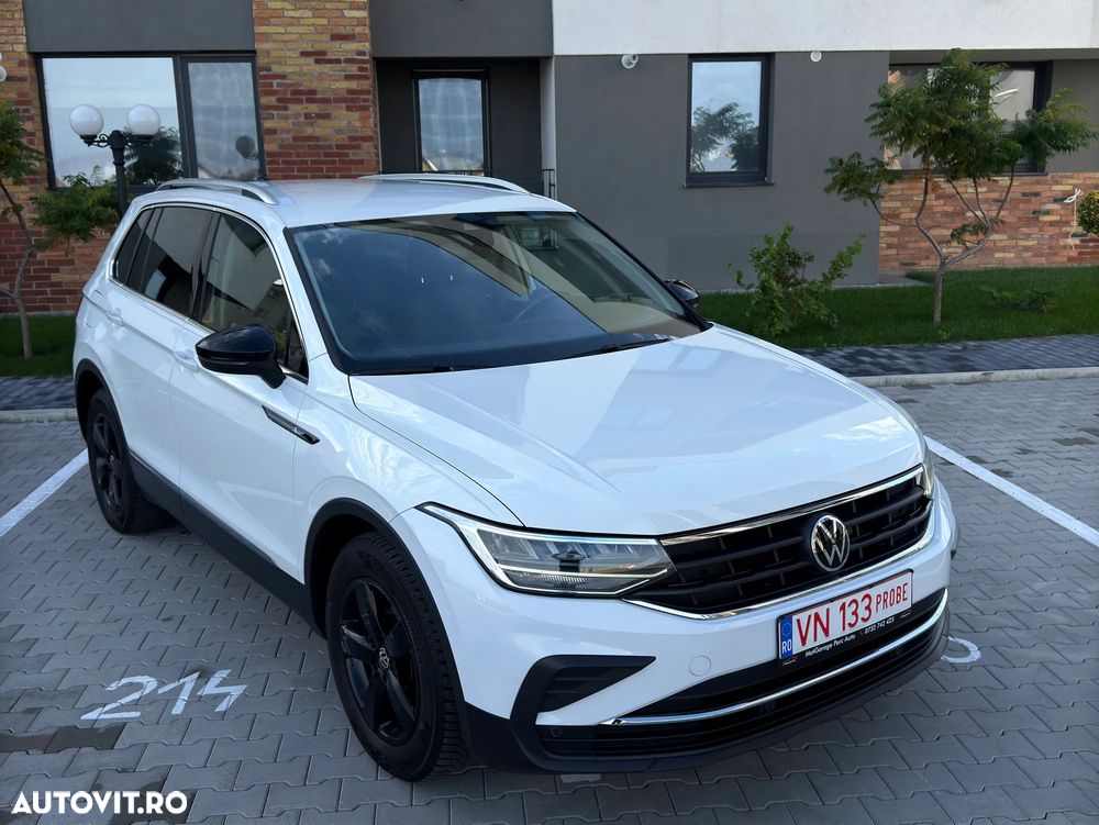 Volkswagen Tiguan - 14