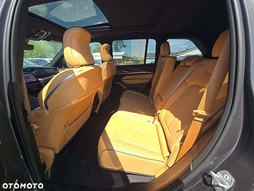Jeep Grand Cherokee 5.7 V8 Summit - 10