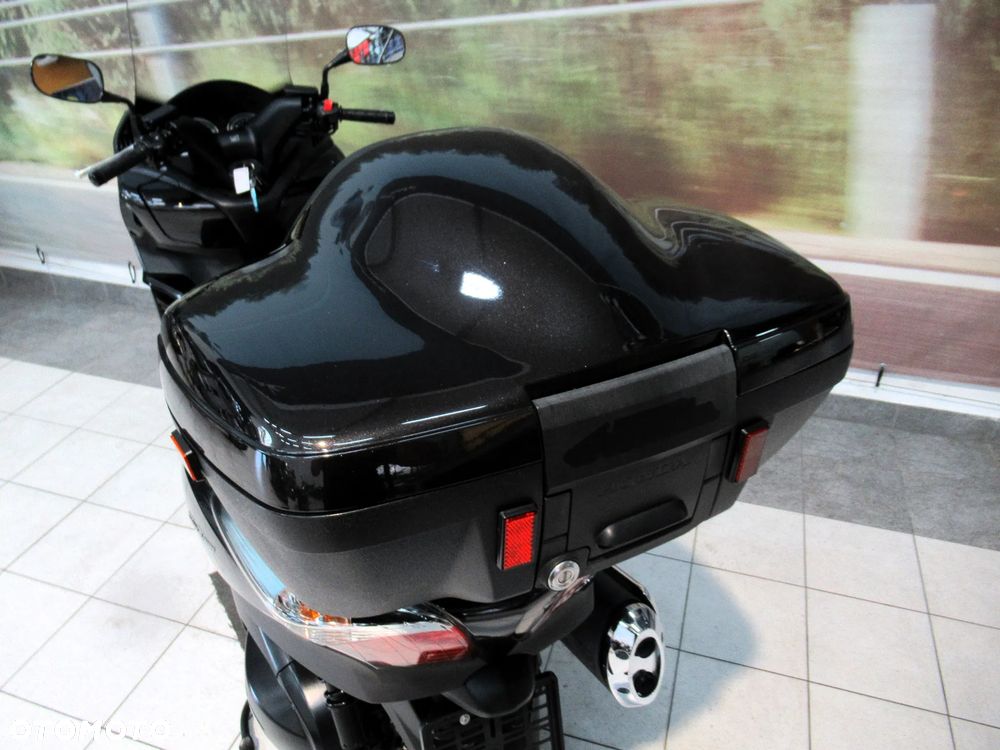 Honda SW-T400 - 23