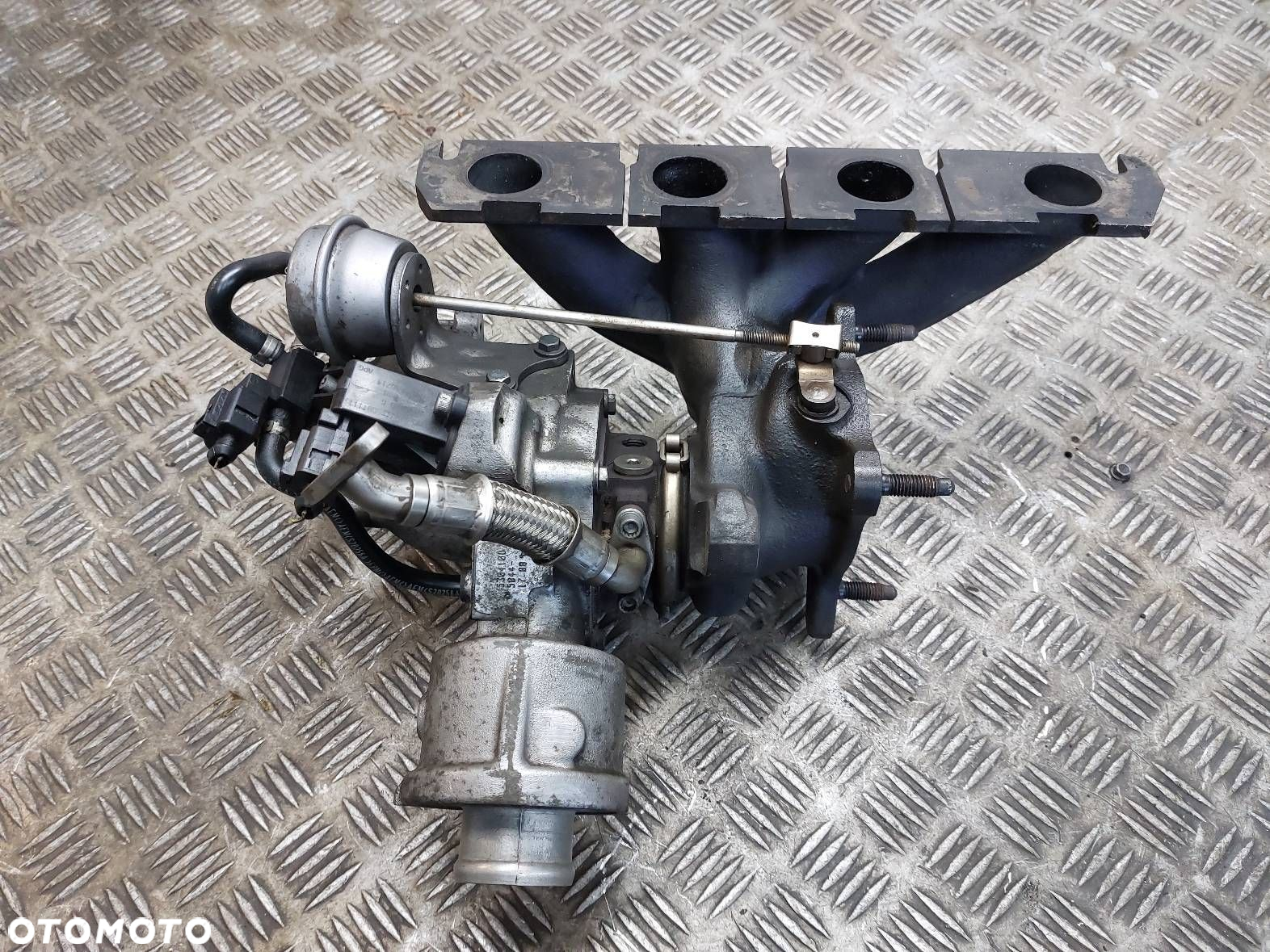 TURBOSPRĘŻARKA TURBINA AUDI A4 B8 1.8 TFSI 06H145701K 06F145710G - 3