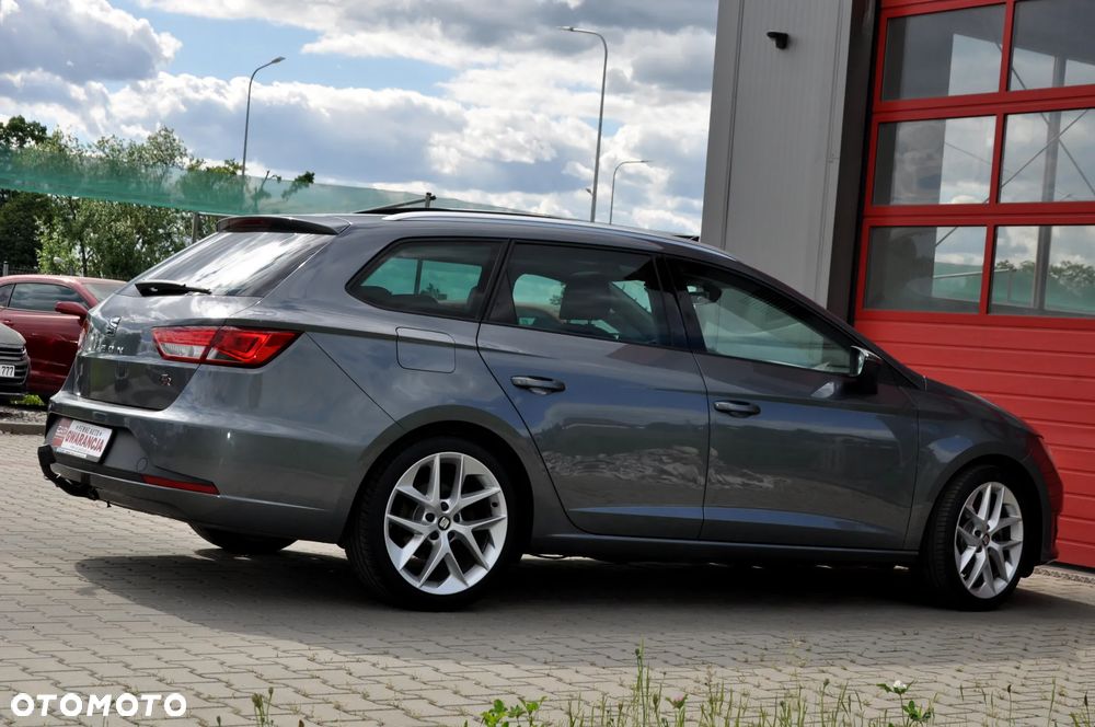 Seat Leon Sportstourer 2.0 TDI DPF DSG FR - 17
