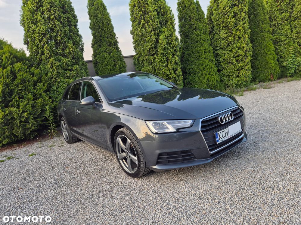 Audi A4 Avant 35 TDI S tronic design - 41
