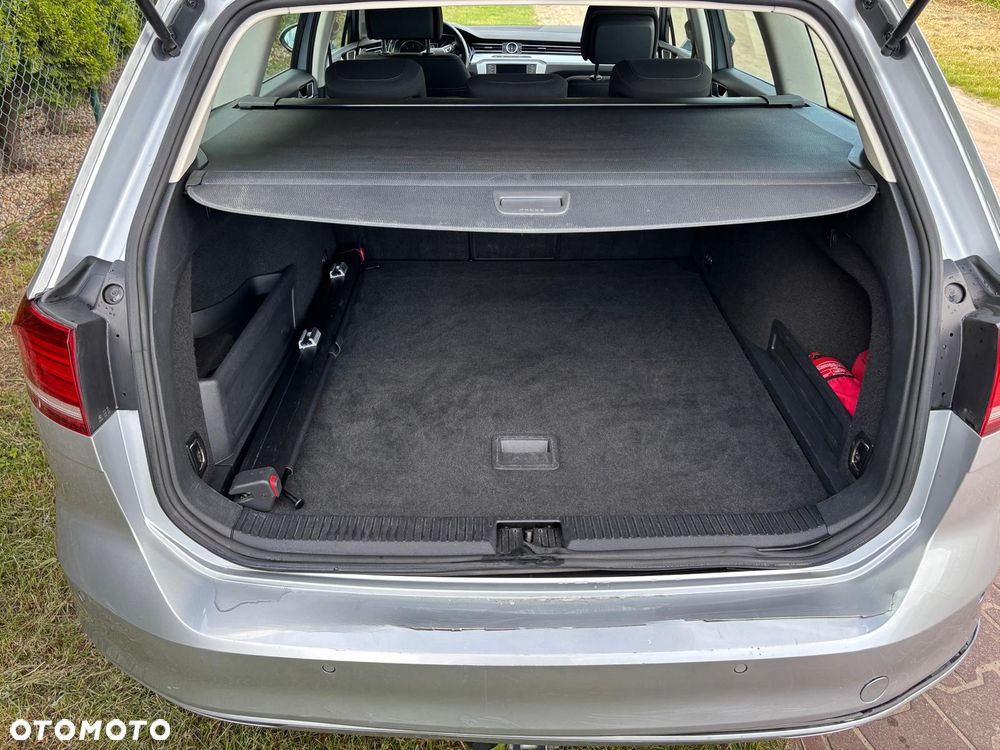 Volkswagen Passat 2.0 TDI SCR Comfortline DSG - 8