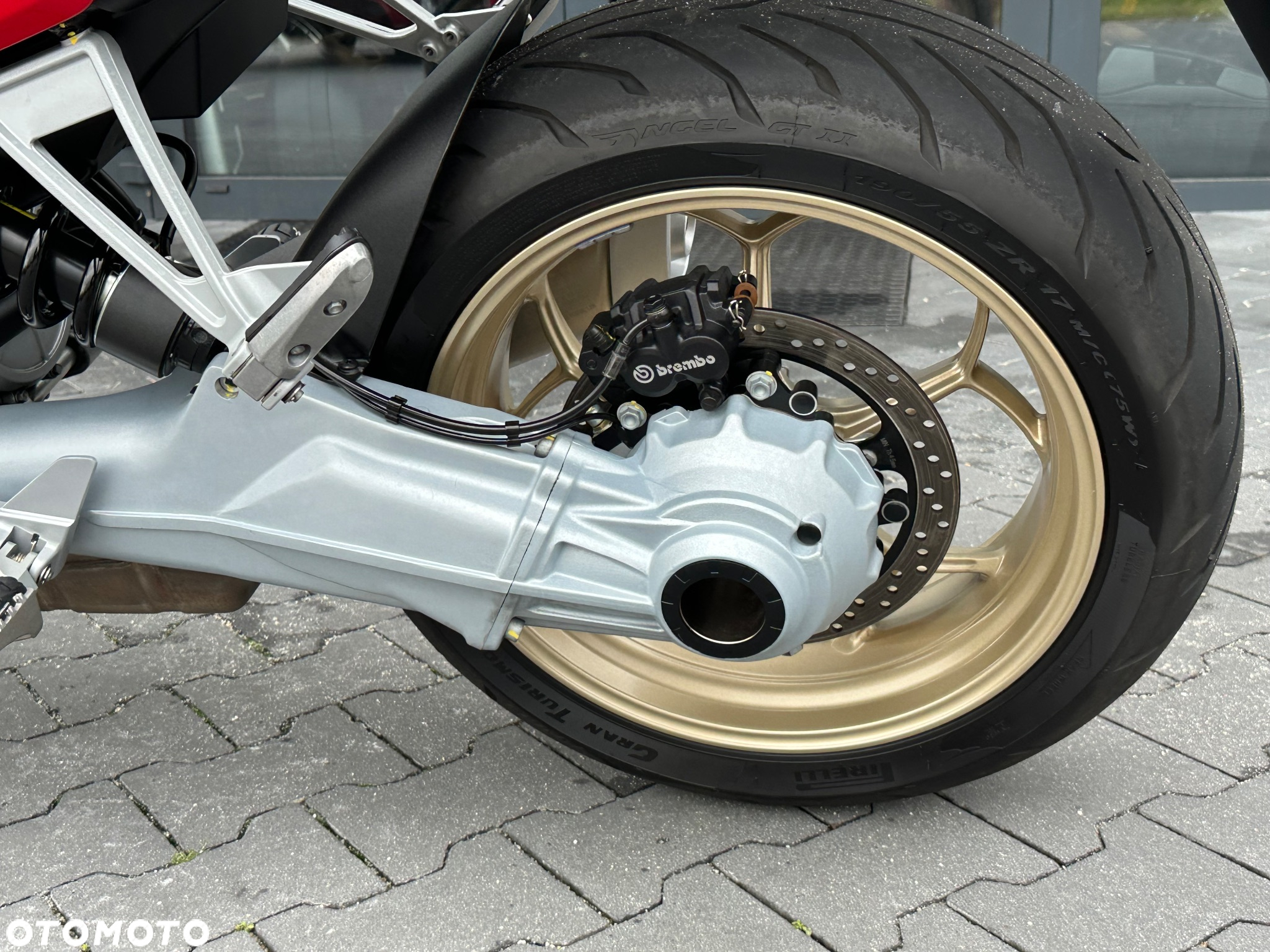 Moto Guzzi V100 Mandello - 33