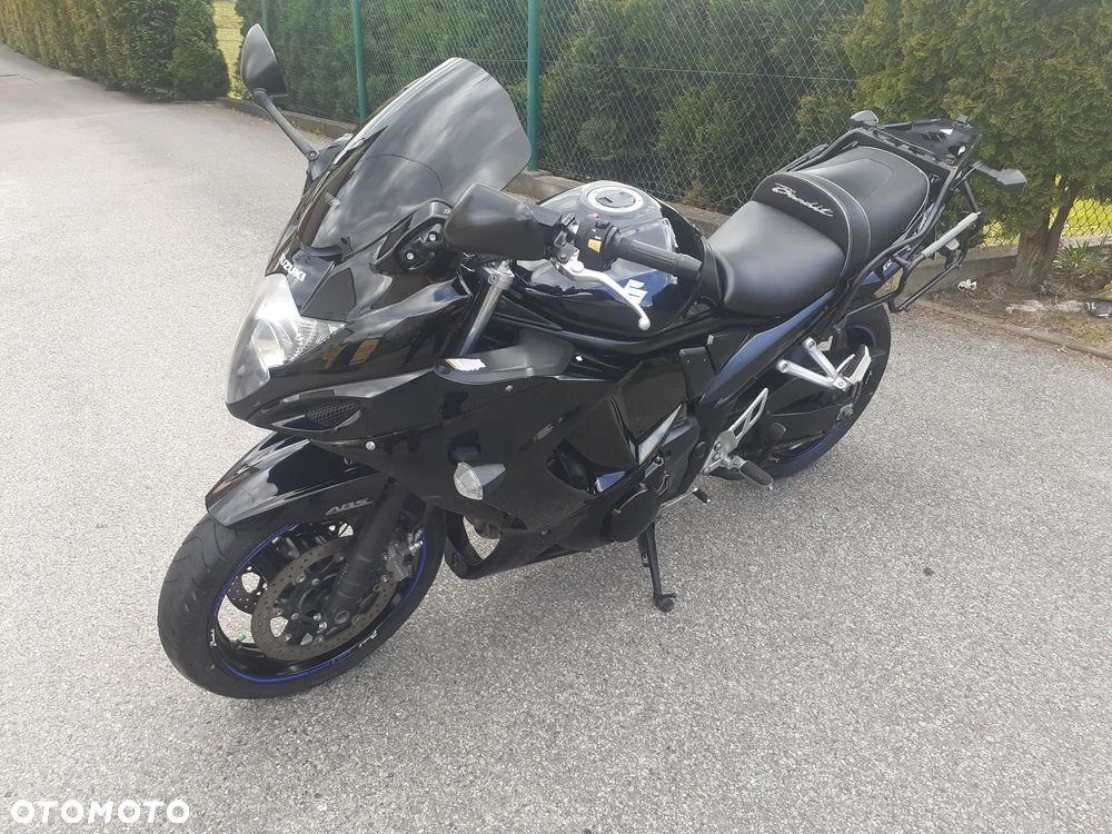 Suzuki GSX - 14