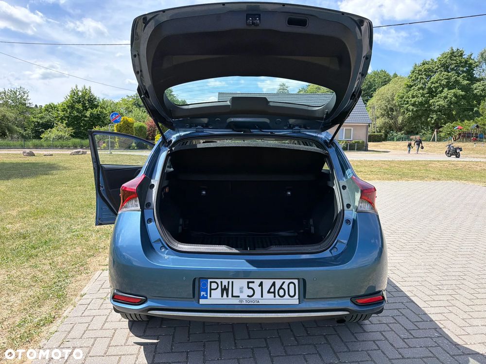 Toyota Auris 1.6 Premium Comfort - 7