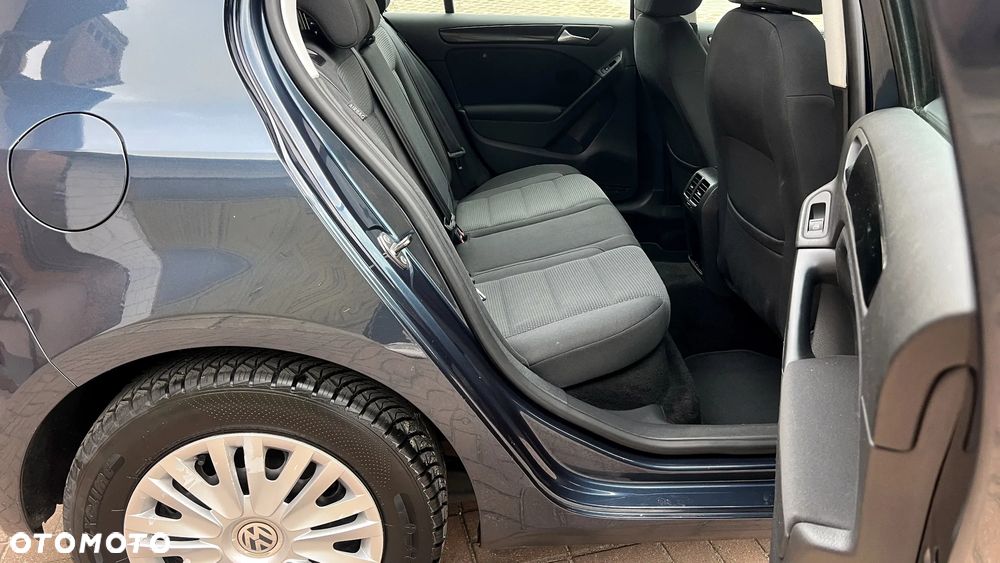 Volkswagen Golf 1.6 Comfortline - 8