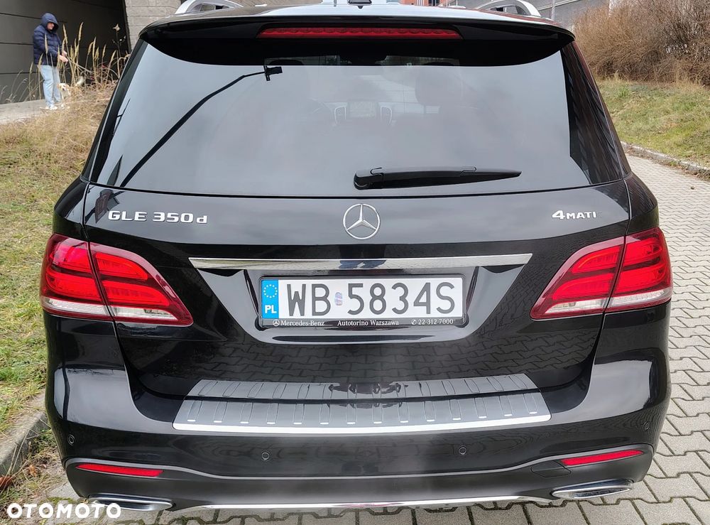 Mercedes-Benz GLE 350 d 4-Matic - 24