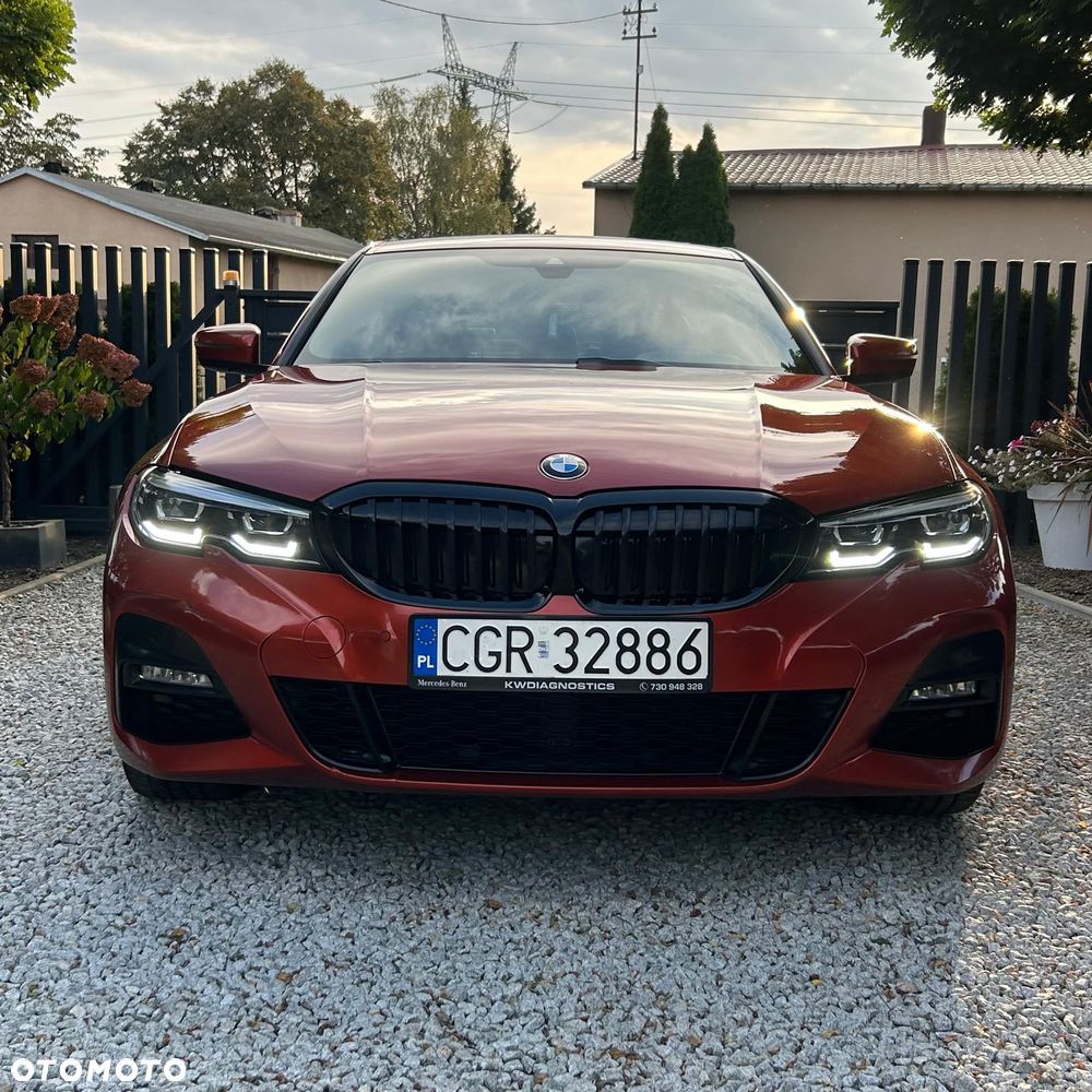 BMW Seria 3 330i xDrive M Sport sport - 2