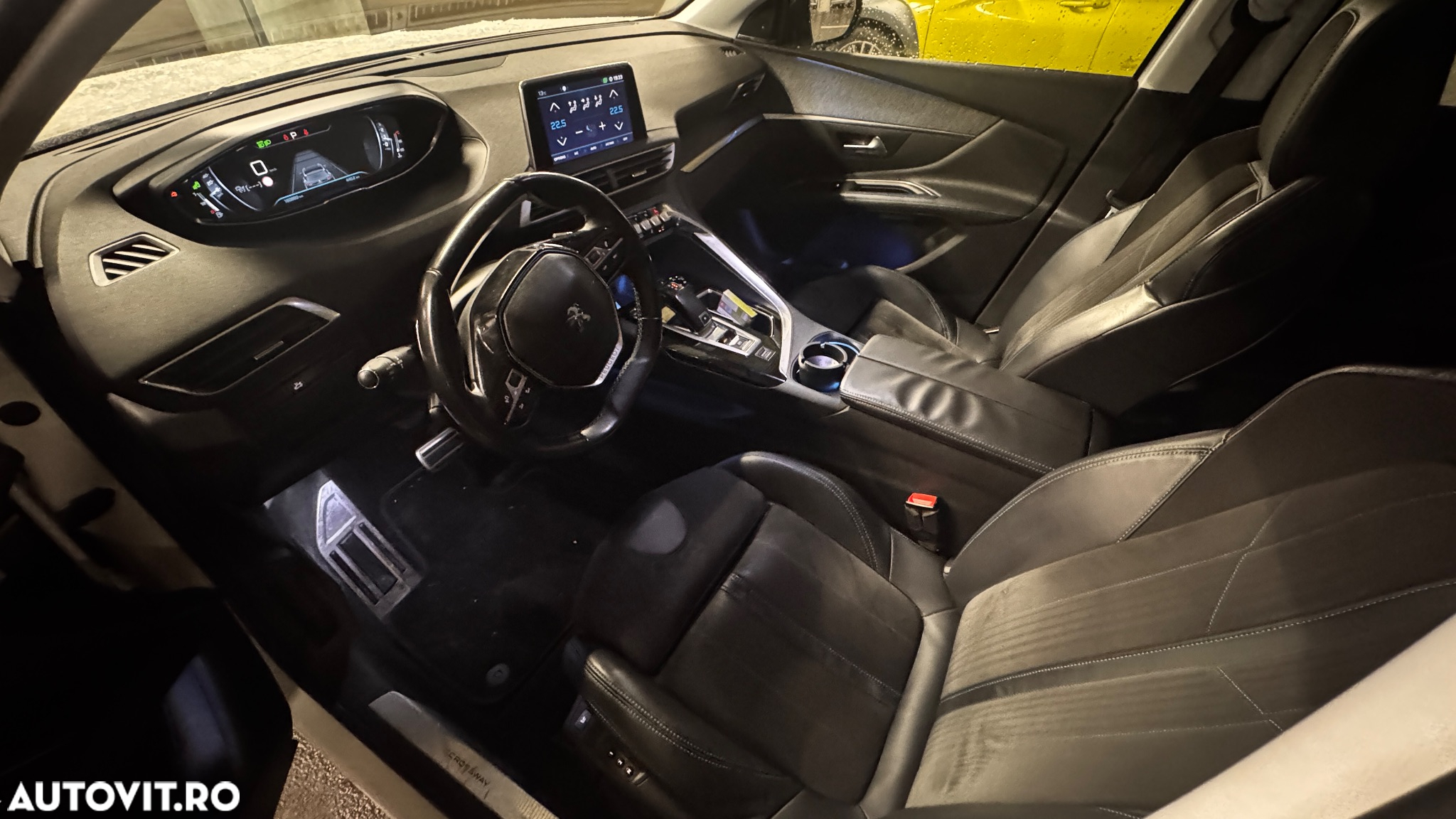 Peugeot 3008 2.0 BlueHDI S&S EAT8 GT - 12
