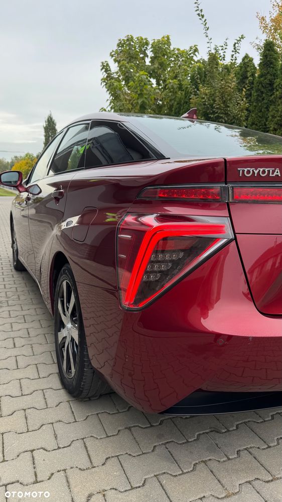 Toyota Mirai 2019