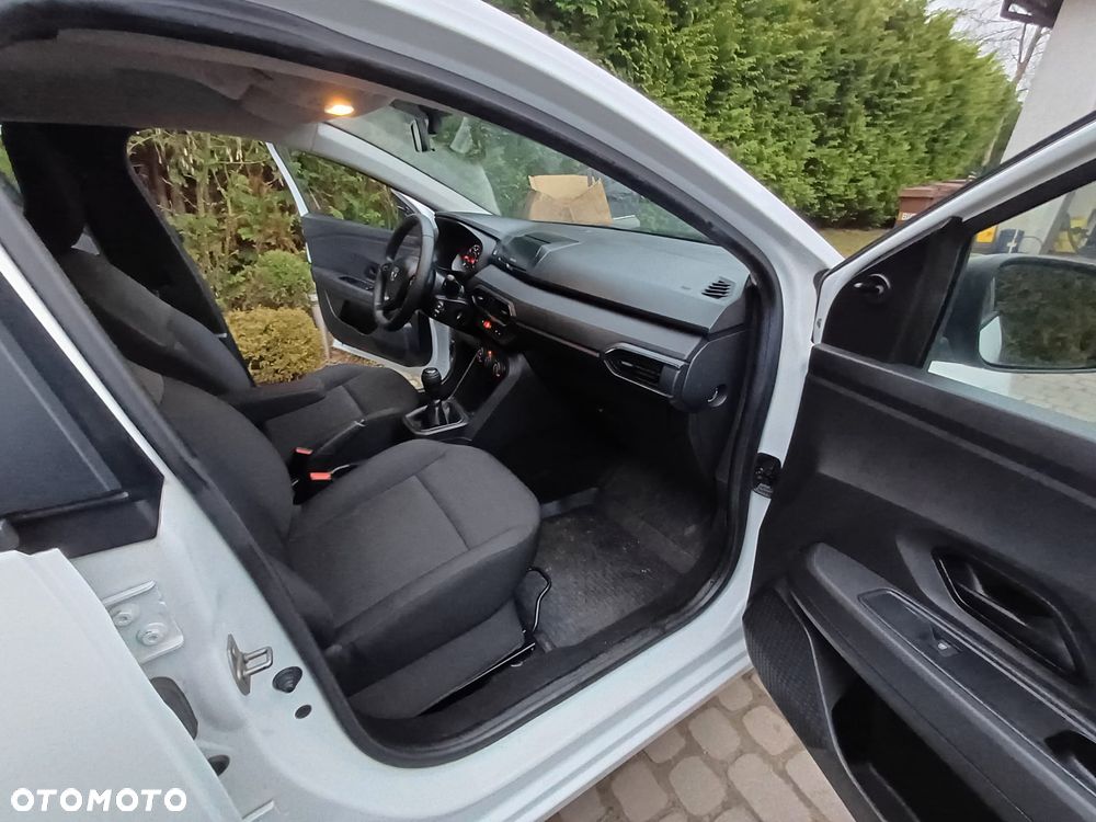 Dacia Logan 0.9 TCe Laureate S&S - 13