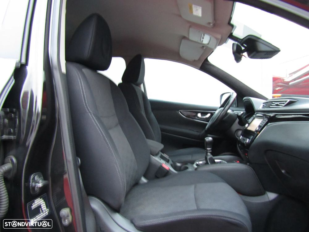 Nissan Qashqai 1.5 dCi Tekna Bose - 16