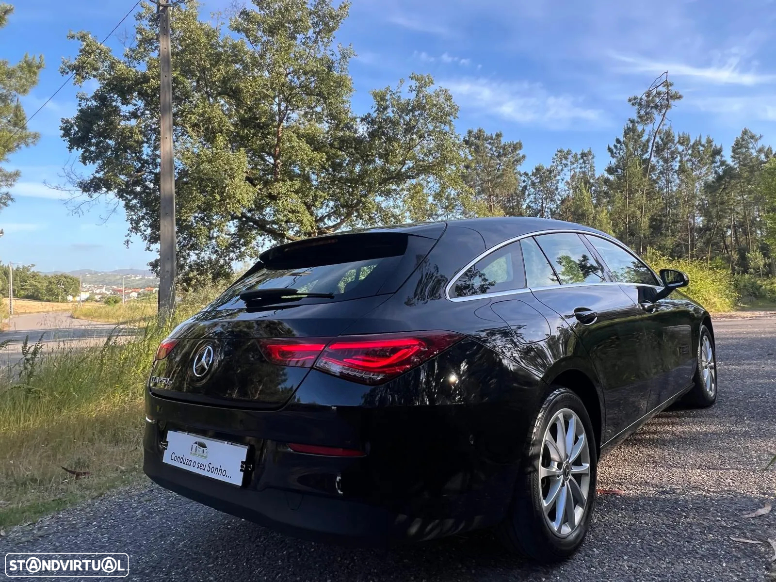 Mercedes-Benz CLA 250 e Shooting Brake Style Plus - 24