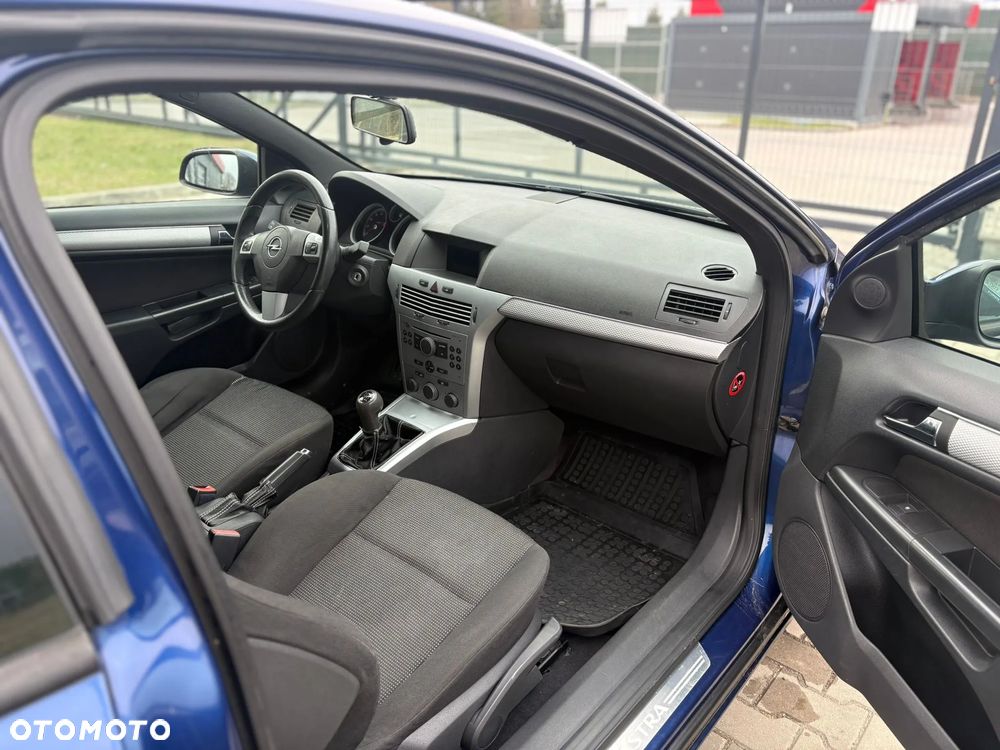 Opel Astra 2.0 Turbo Sport - 9