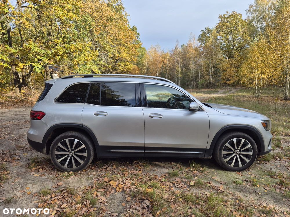 Mercedes-Benz GLB 2021