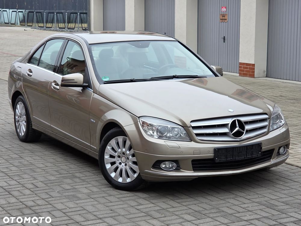 Mercedes-Benz Klasa C 250 CDI DPF BlueEFFICIENCY - 1
