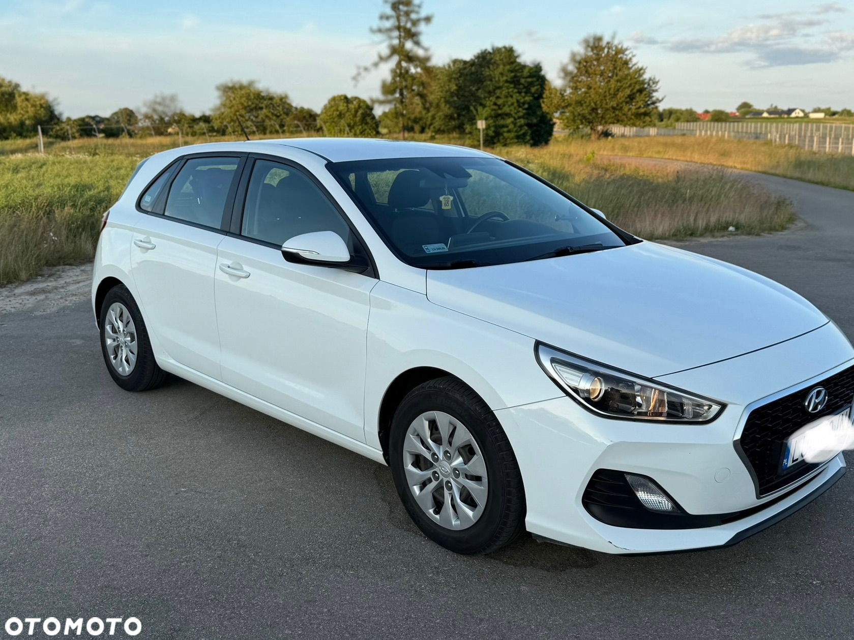 Hyundai i30 1.4 Classic + - 4