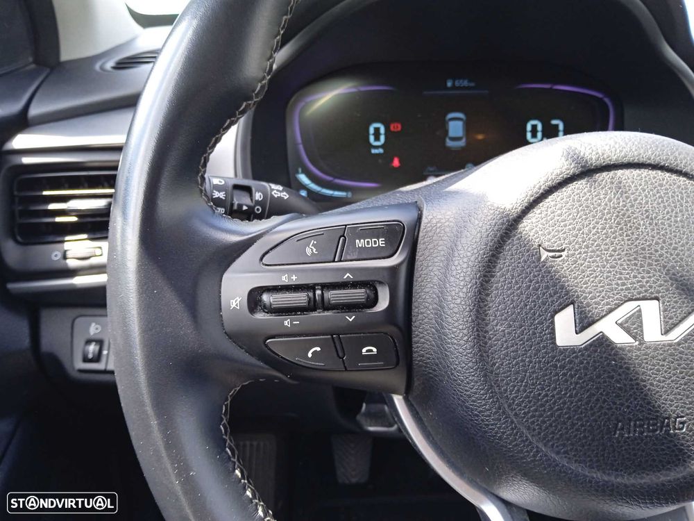 Kia Stonic 1.2 MPi Dynamic - 14