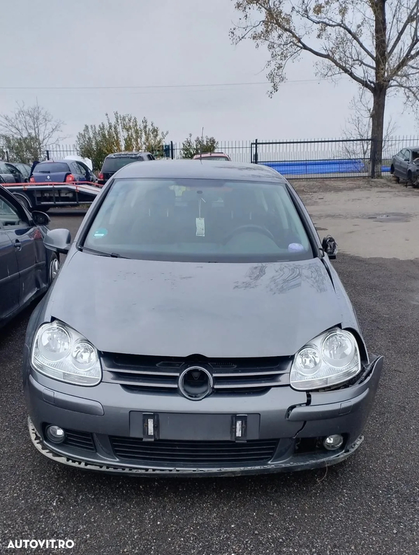 Dezmembram VW Golf V 1.4 FSI