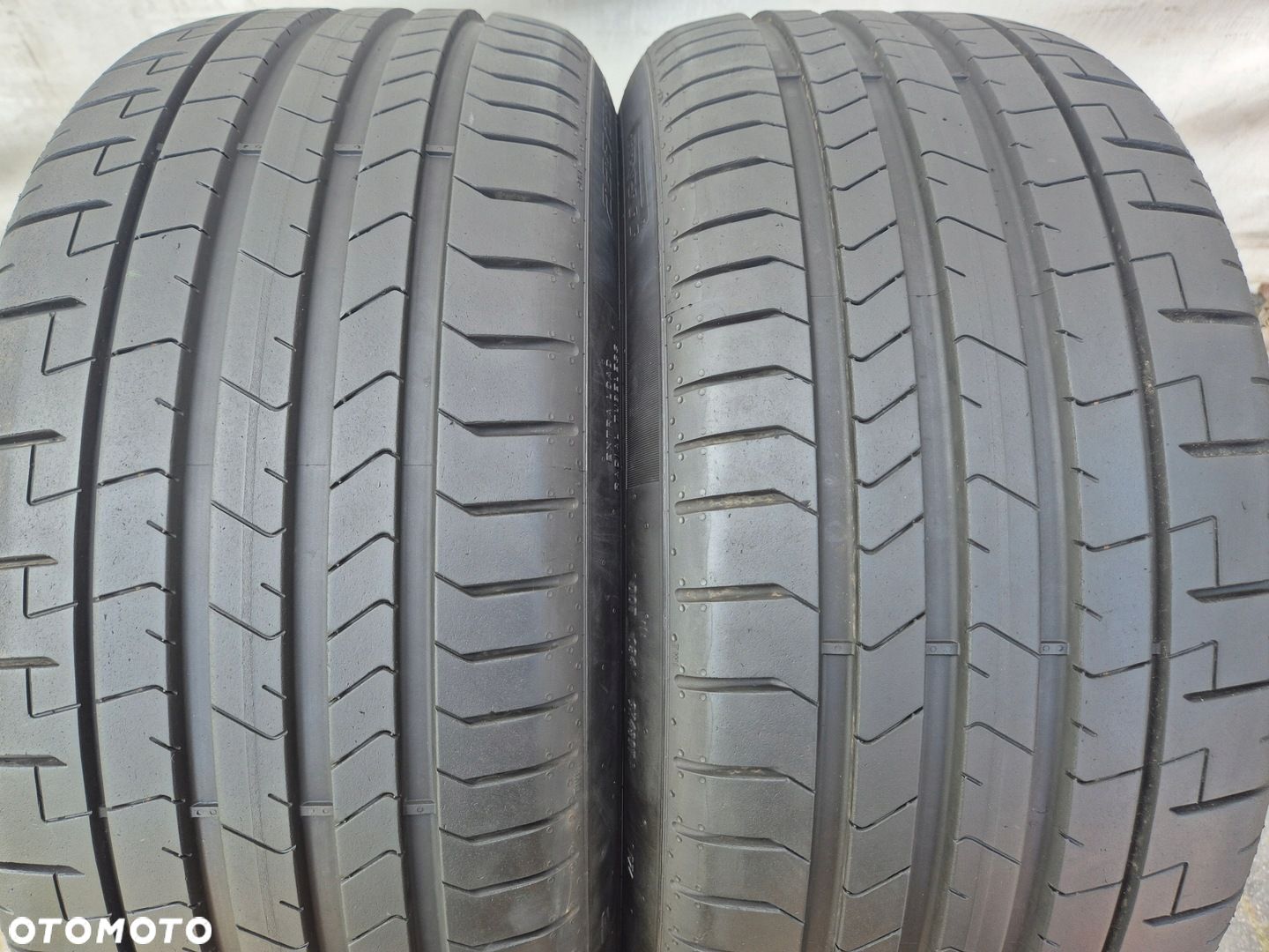 235/35/20 235/35r20 Pirelli P Zero 92y T2 TESLA - 1