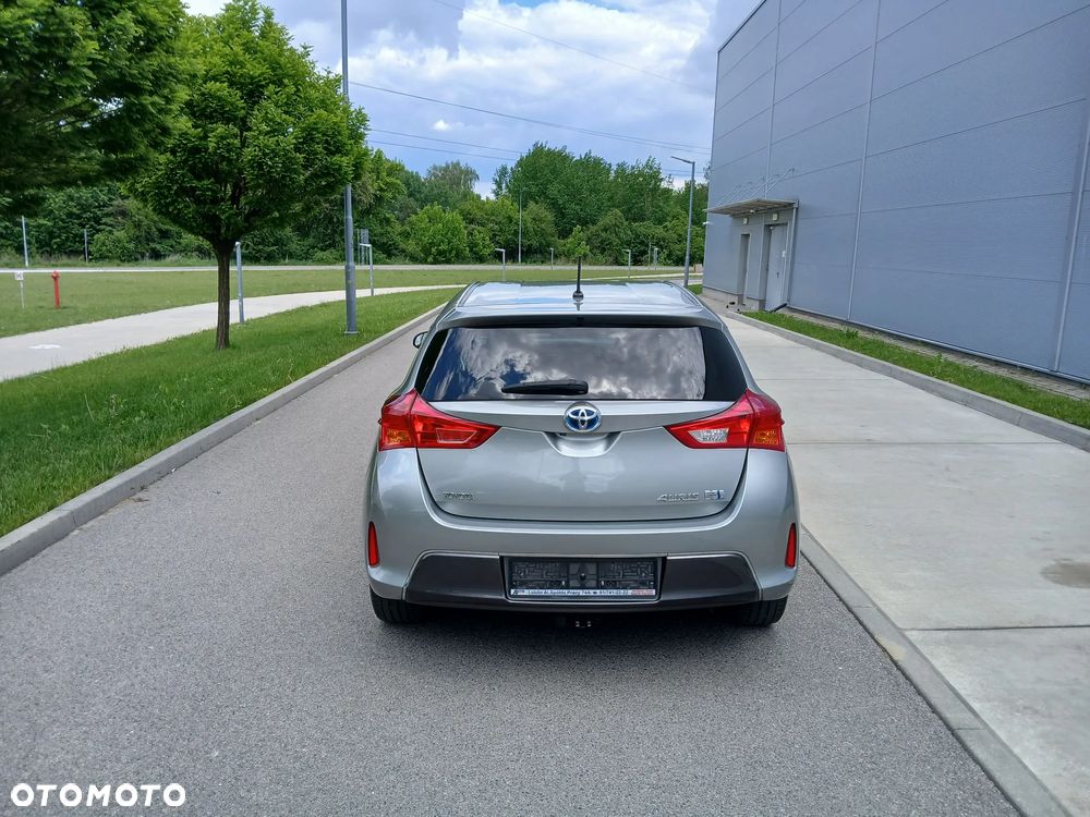 Toyota Auris 1.8 HSD Luna - 5
