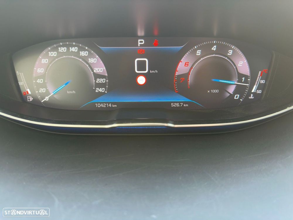 Peugeot 5008 1.2 PureTech Allure Pack EAT8 - 17