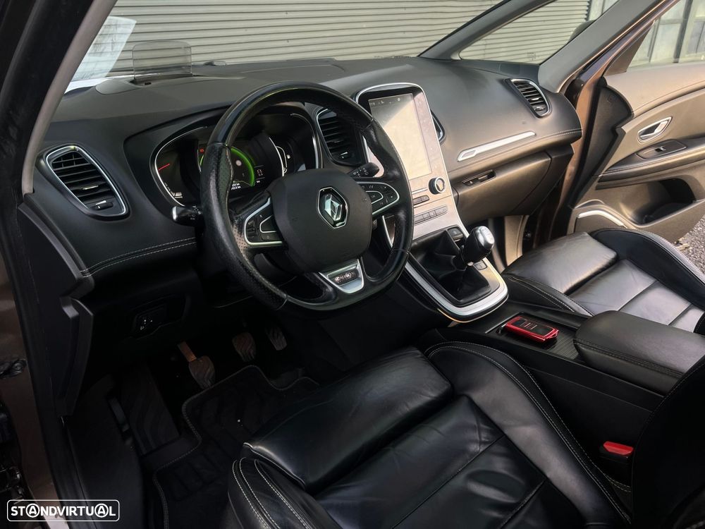 Renault Grand Scénic dCi 110 Paris - 8