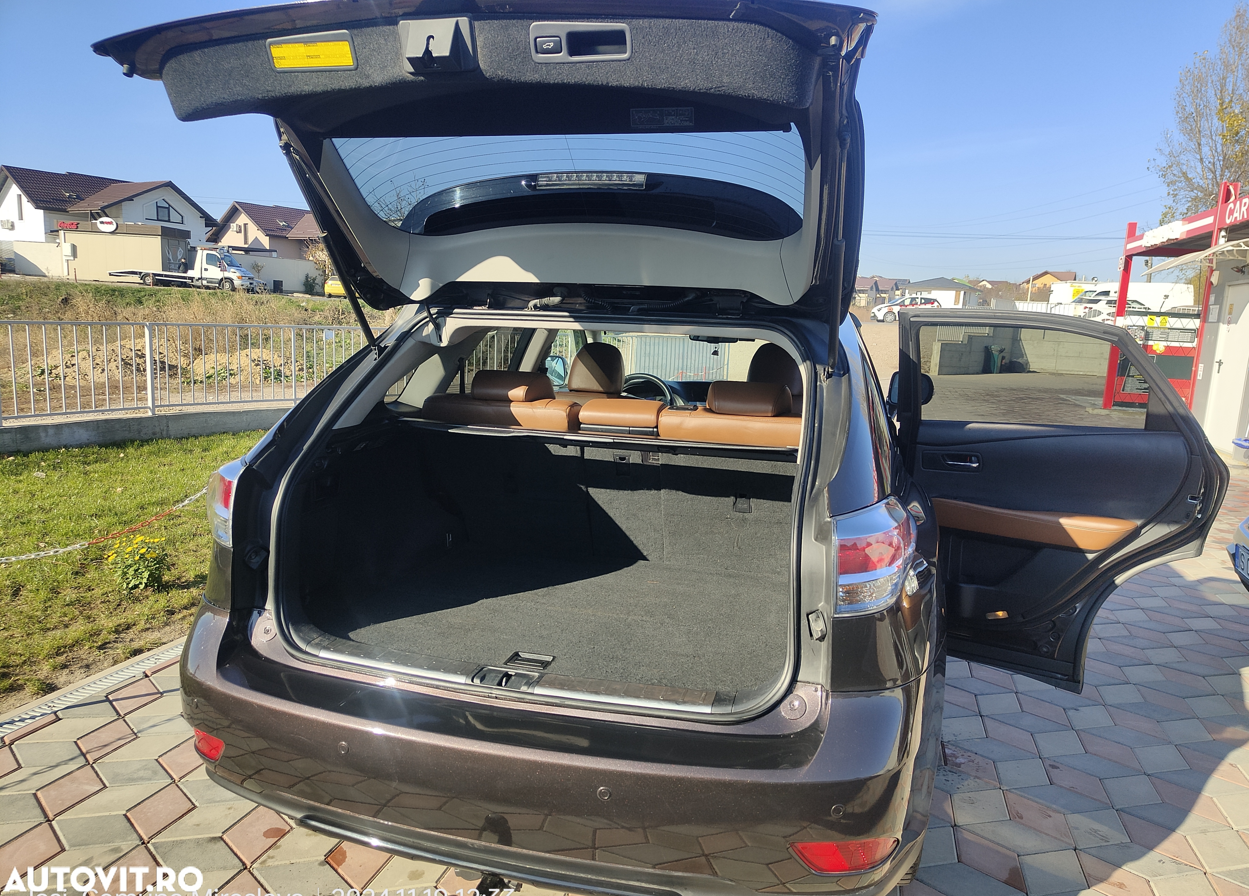 Lexus Seria RX - 10