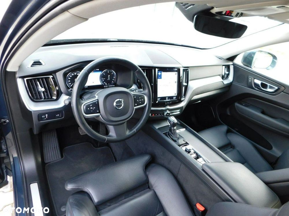 Volvo XC 60 D4 Momentum Pro - 13