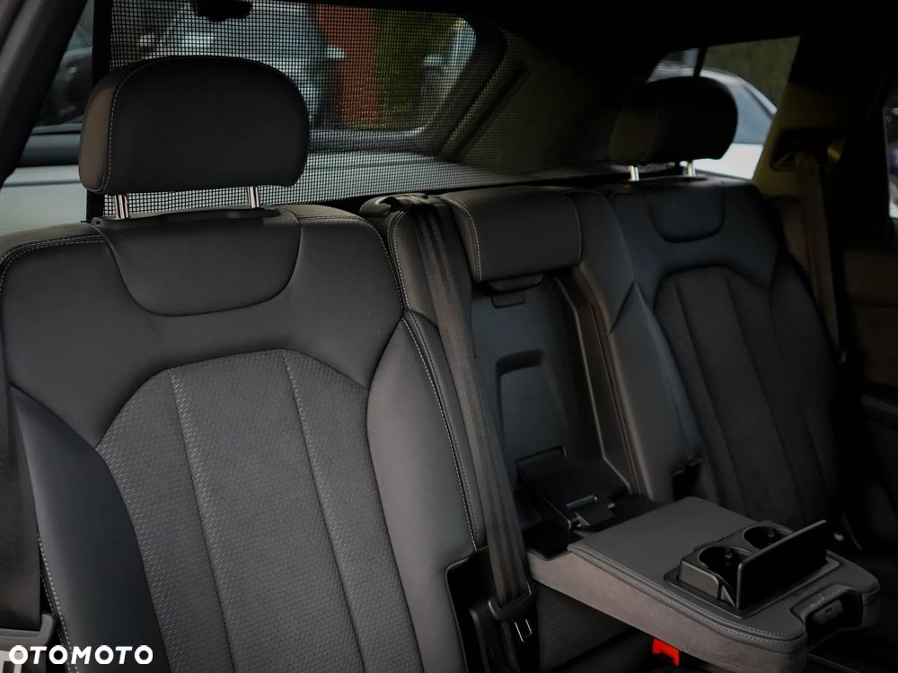 Audi Q7 50 TDI mHEV Quattro S Line Tiptr - 31