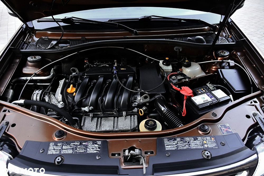 Dacia Duster 1.6 16V 4x2 Prestige - 22