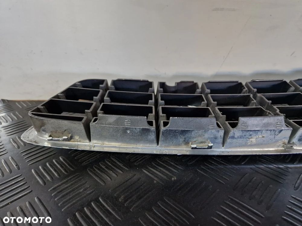 VOLVO XC70 I LIFT 04-07  GRILL ATRAPA CHŁODNICY ORYGINAŁ - 6